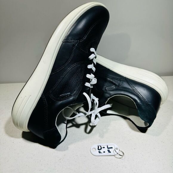 ECCO WOMENS SIZE 8 SOFT 7 BLACK LEATHER LACE UP SNEAKERS SHOES - Picture 1 of 9